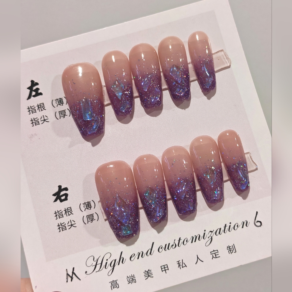 Press on nails